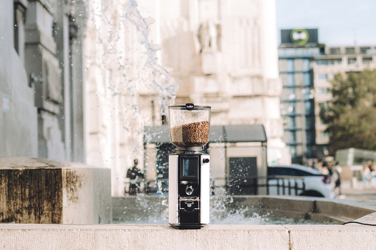 Anfim Luna espresso grinder, manufacturer black-finish lifestyle view